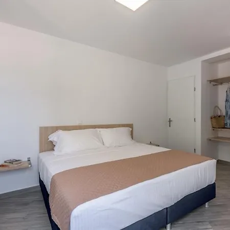 Nyaraló Armenakishouses