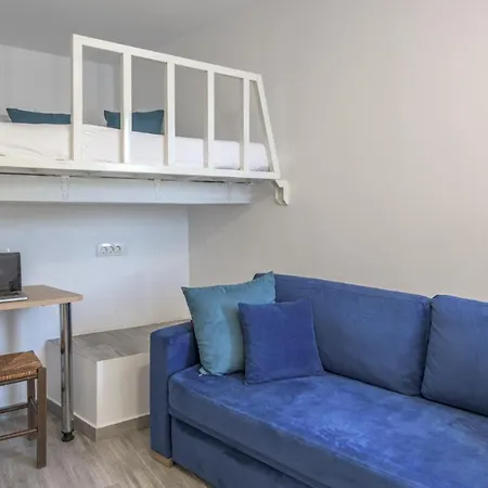 Armenakishouses Ferienhaus Pollonia