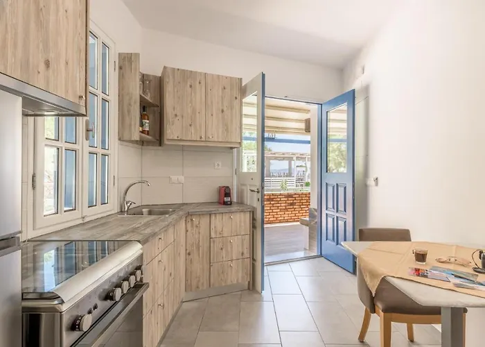 Armenakishouses 度假居 *